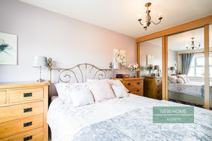 Photo 25- click for photo gallery